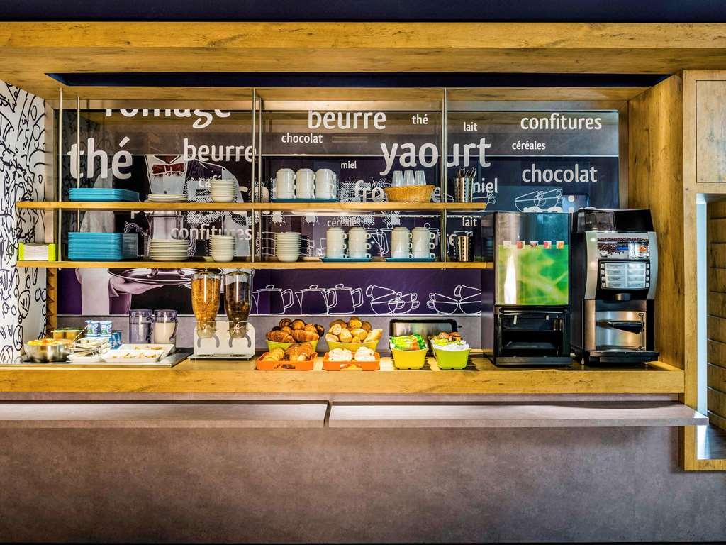 Ibis Budget Saint-Maurice Restaurant bilde